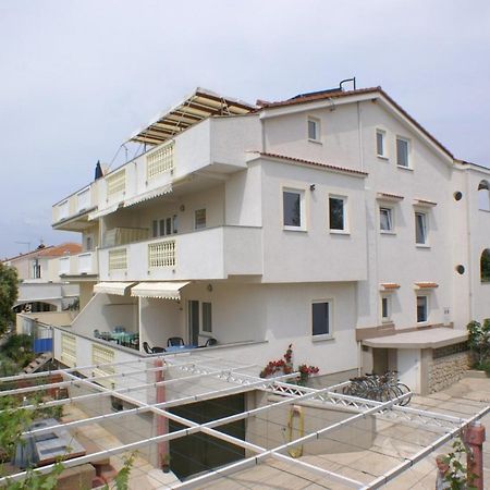Apartments By The Sea Mandre, Pag - 4098 ภายนอก รูปภาพ