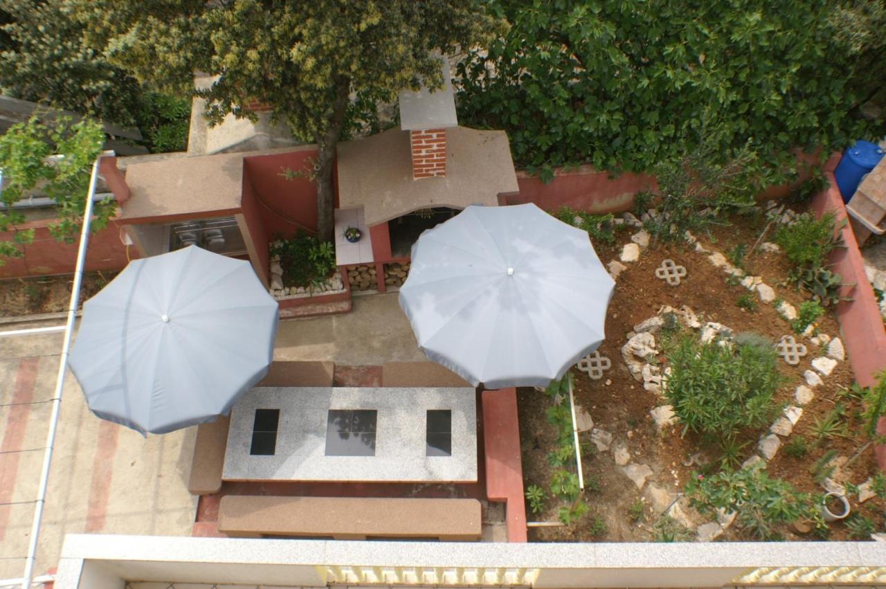 Apartments By The Sea Mandre, Pag - 4098 ภายนอก รูปภาพ